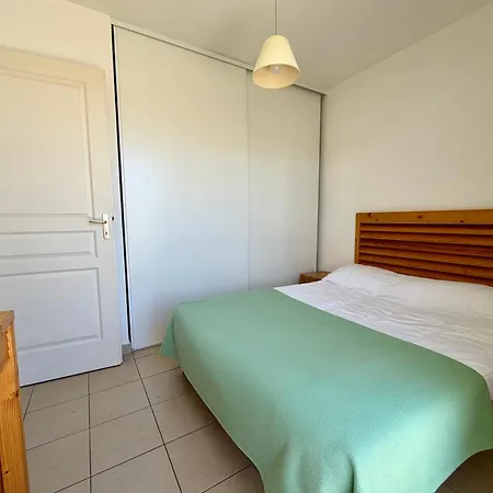 T2 Acqualinda Acces Piscine Terrasse Parking Apartment