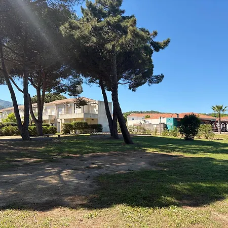 T2 Acqualinda Acces Piscine Terrasse Parking Apartment